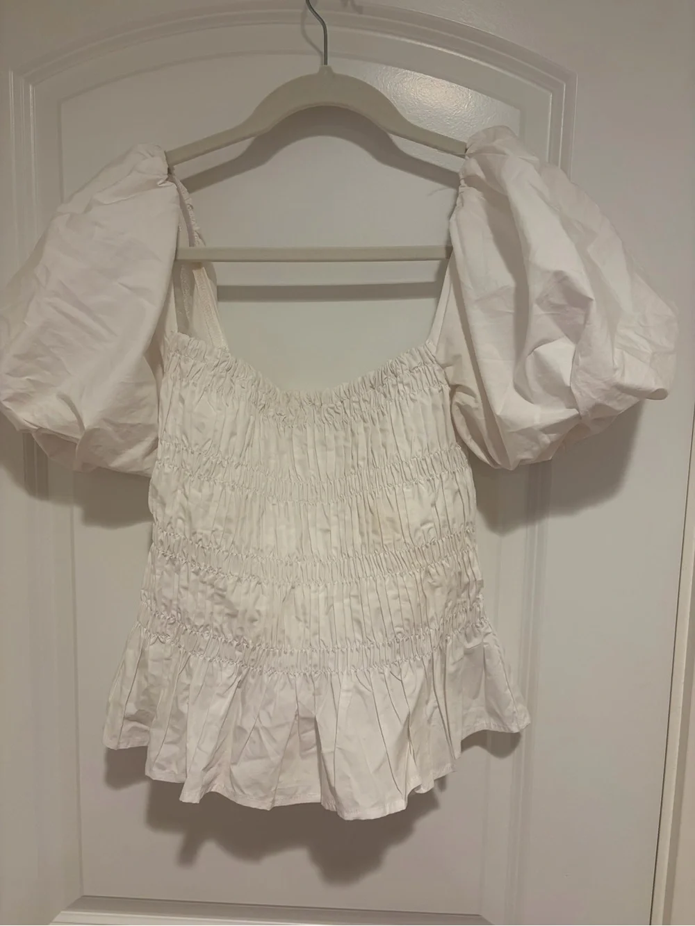 Astr White Smocked Puff-Sleeve Top